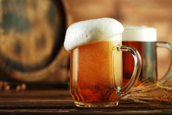 How to Pour Beer with Less Foam